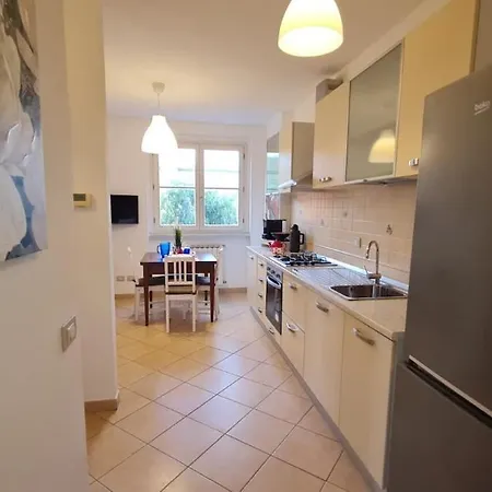 A Casa Di Glo Sarzana